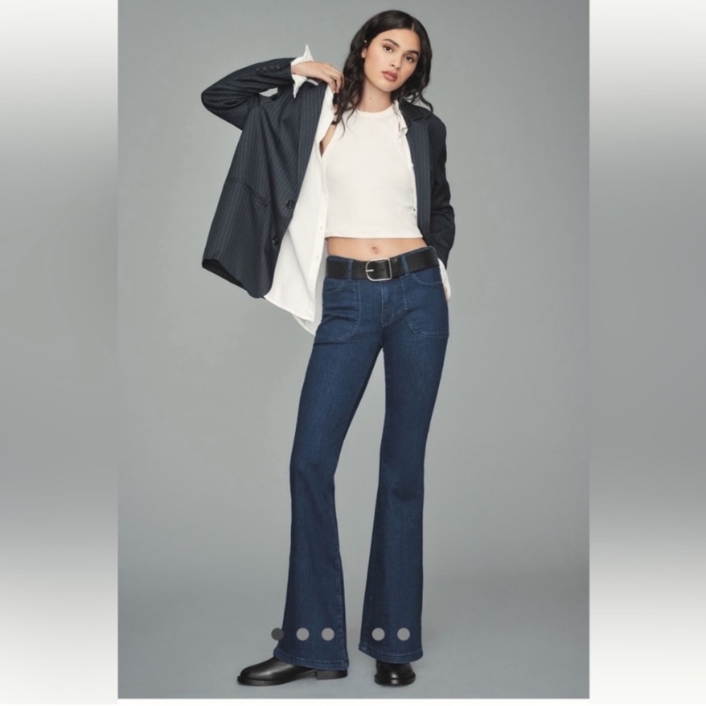 Pilcro Anthropologie The Icon Low Rise Flare Jeans Size 29 NEW